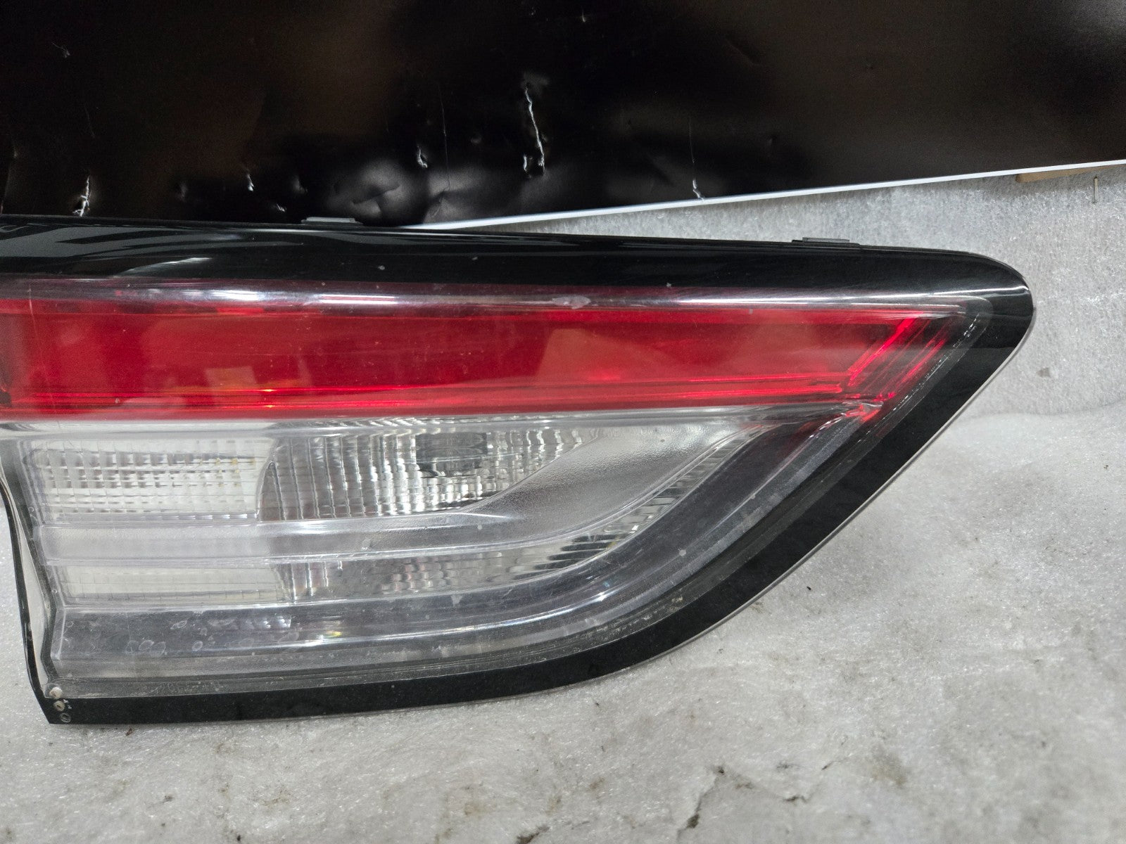 2019-2021 FORD ESCAPE REAR Driver LEFT TAIL LIGHT LAMP OEM LJ6B-13A603-AL