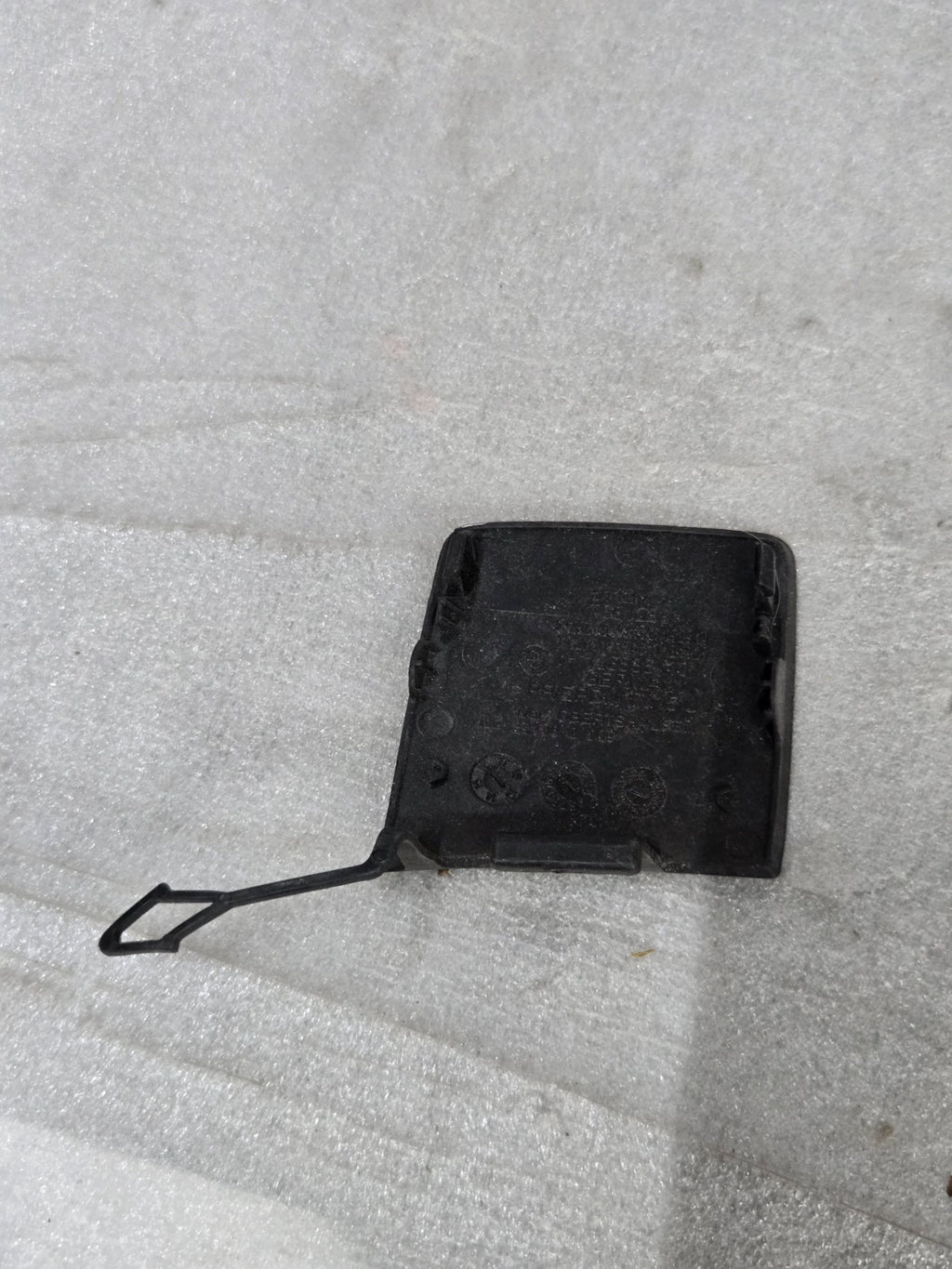 2016 2017 2018 2019 BMW F48 X1 REAR BUMPER TOW HOOK COVER CAP OEM 7361233