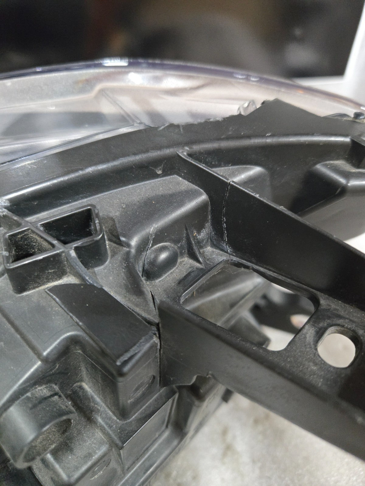 2018-2021 MASERATI QUATTROPORTE M156 RIGHT HEADLIGHT LED OEM 670100620 COMPLETE