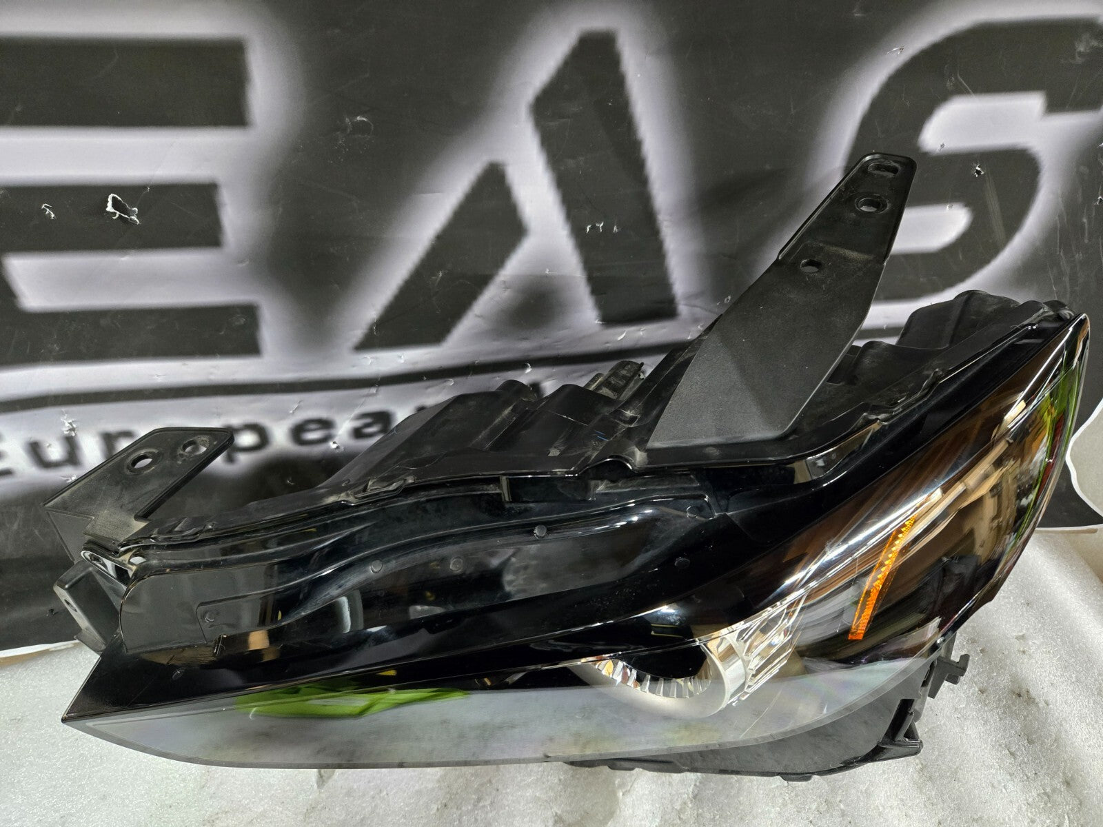 2020-2024 Mazda CX-30 NON AFS LED Left Driver Headlight DGJ1-51040 OEM
