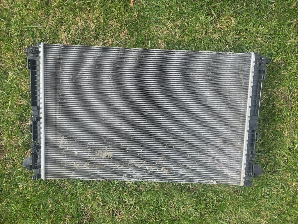 2024 2025 Porsche Cayenne Turbo Engine Cooling Radiator Condenser OEM 4N0121251C