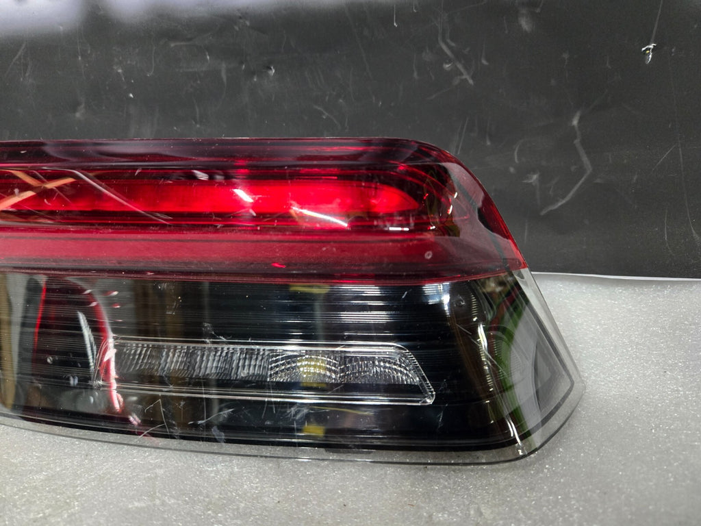 2019-2023 BMW 3 SERIES G20 RIGHT RH PASSENGER INNER LED TAILLIGHT 2TZ013174 OEM