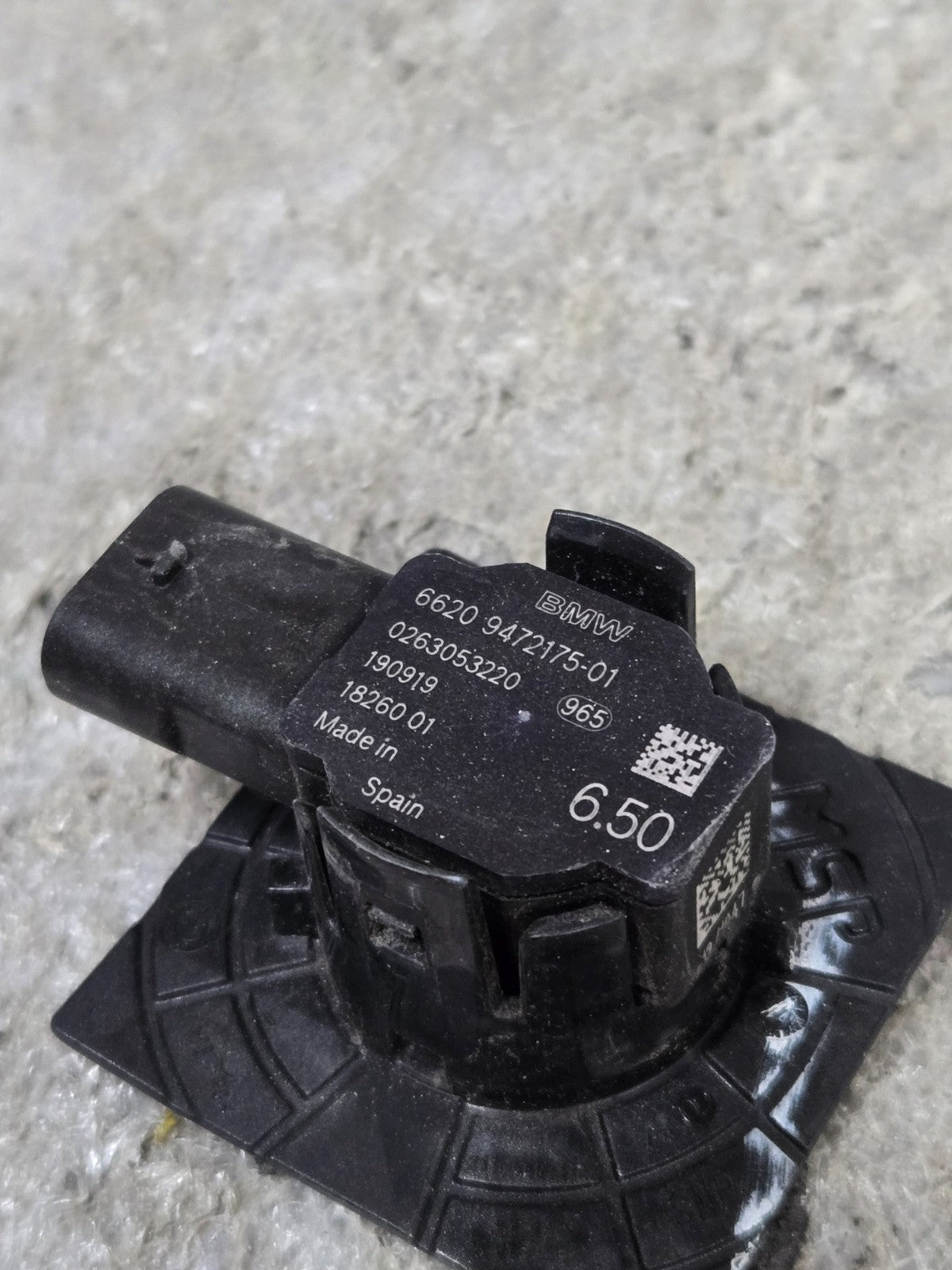 2021-2023 BMW 530i 540i M550i G30 REAR BUMPER PARKING PARK ASSIST PDC SENSOR OEM