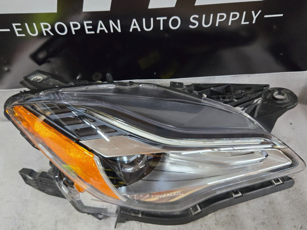 2018-2021 MASERATI QUATTROPORTE M156 RIGHT HEADLIGHT LED OEM 670100620 COMPLETE