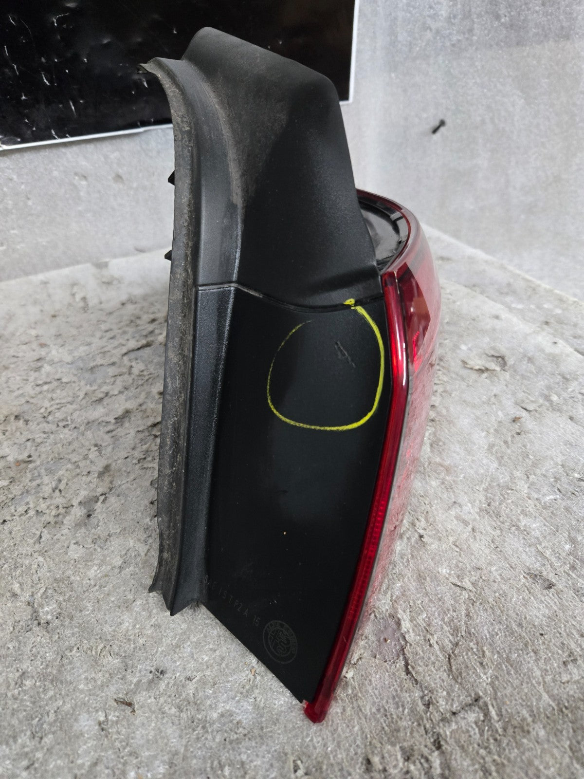 2017-2021 ALFA ROMEO GIULIA 952 REAR RIGHT OUTER TAILLIGHT TAIL LED LAMP OEM