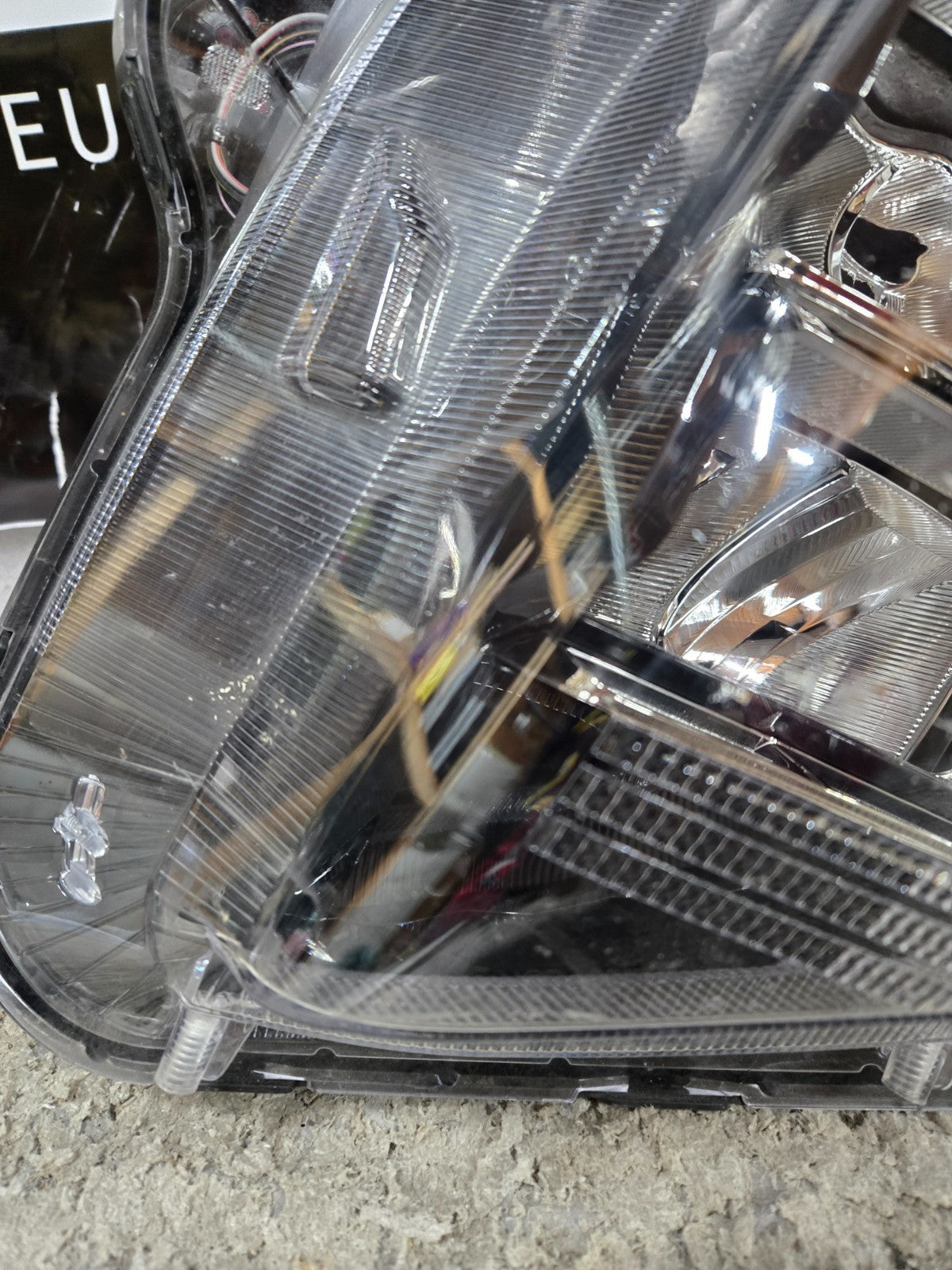 2022-2024 Hyundai Tucson Right RH Headlight Reflector LED 92102-N9 OEM KOREA