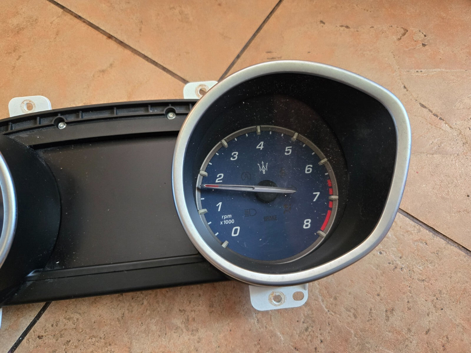 2014-2017 Maserati Ghibli Instrument Cluster Speedometer 670030640 OEM Genuine