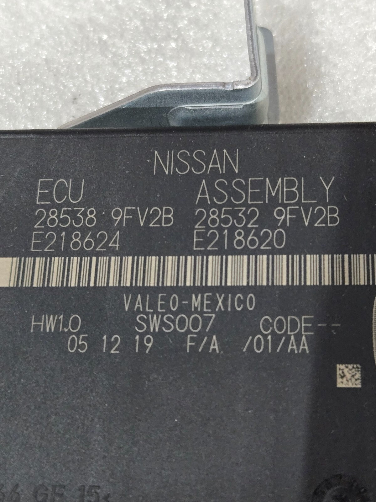 2017 - 2020 NISSAN TITAN DRIVER PARK ASSIST CONTROL MODULE UNIT OEM 285389FV2B