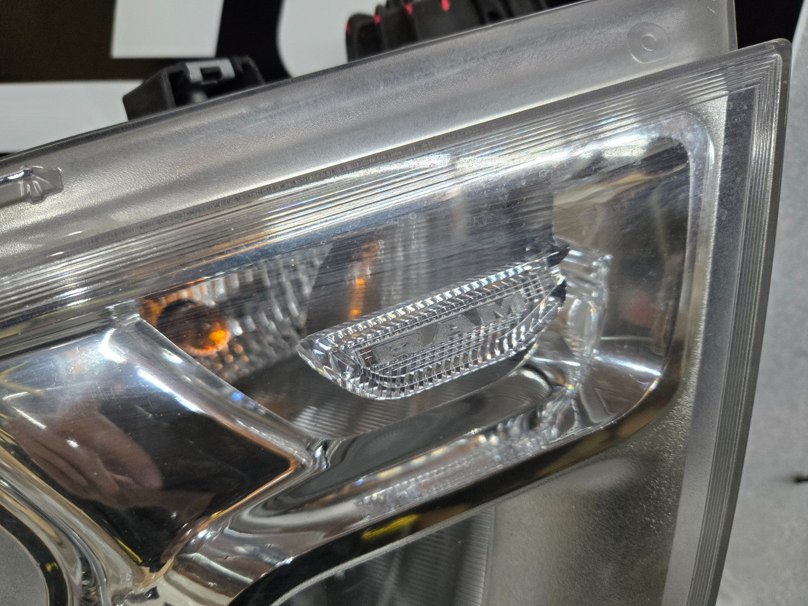 2019 2020 2021 Dodge Ram 1500 Passenger Right Halogen Headlight OEM P68316080AH