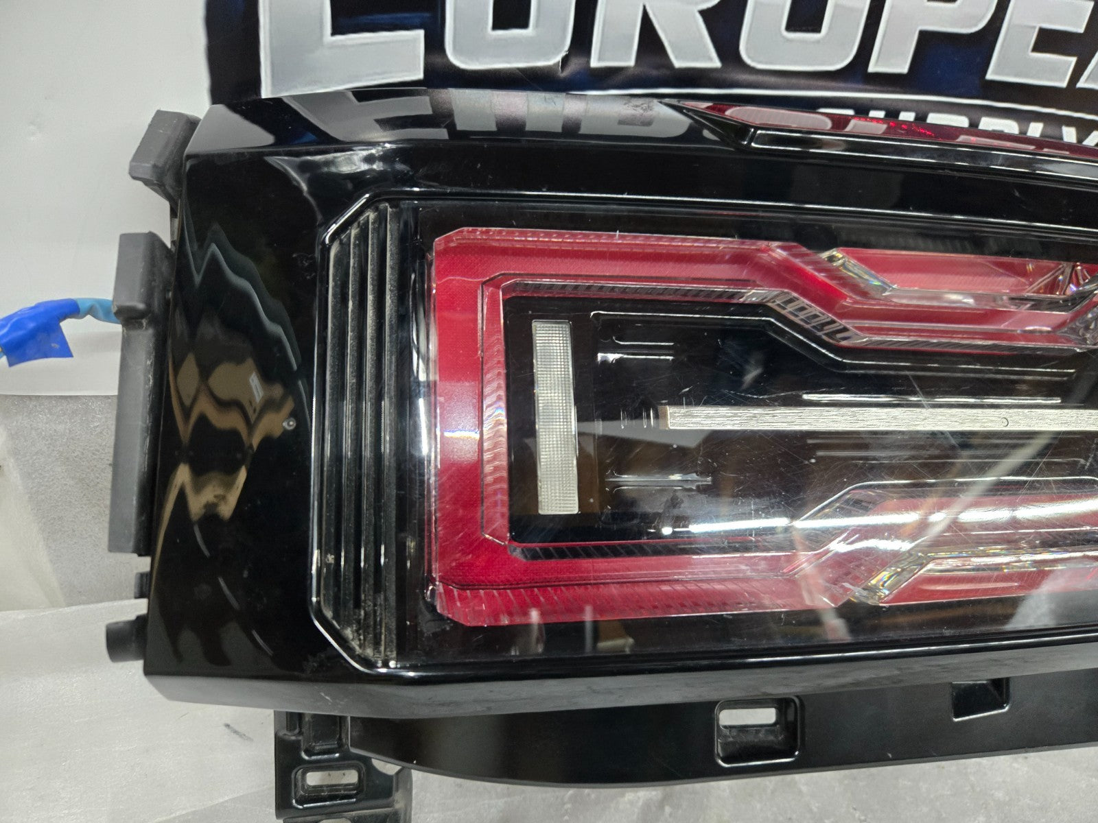 2024-2025 GMC Hummer EV SUV Left Driver LH LED Tail Light Tail Lamp OEM 85008693