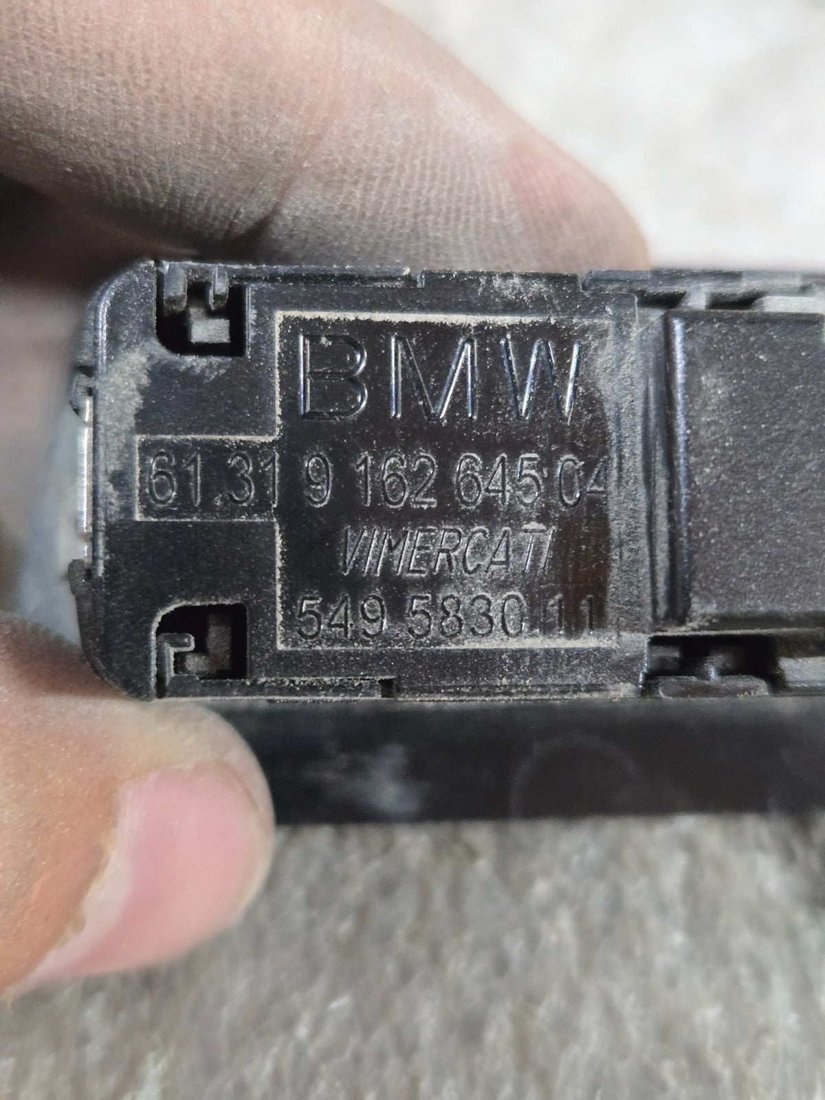 2009-2015 BMW 750i 750Li Trunk Door Opener Lock Unlock Control Switch OEM