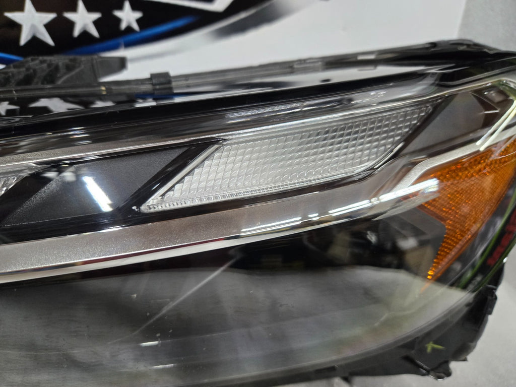 2025-2026 Audi Q5 SQ5 Left LH Driver Non-Matrix LED Headlight OEM 8MA941033F
