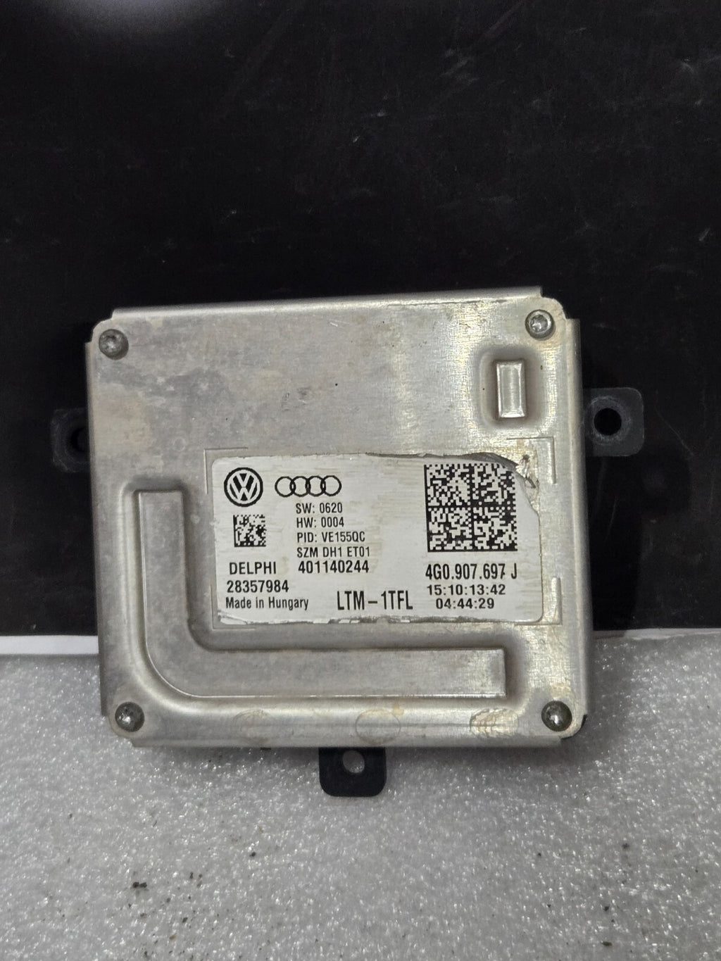 OEM Delphi Audi VW Daytime Running Light Module DRL Headlight Module 4G0907397J