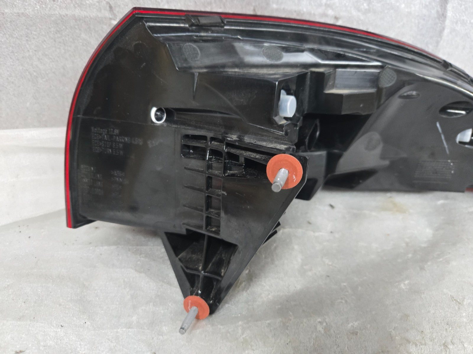 2024-2026 Mercedes Benz GLE350 GLE450 Left Driver LED Taillight A1679066710 OEM