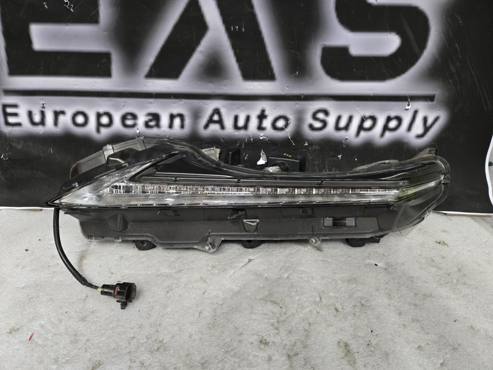 2015-2019 LEXUS NX200t NX300 LEFT LH DRIVER SIDE FULL LED DRL FOG LIGHT OEM