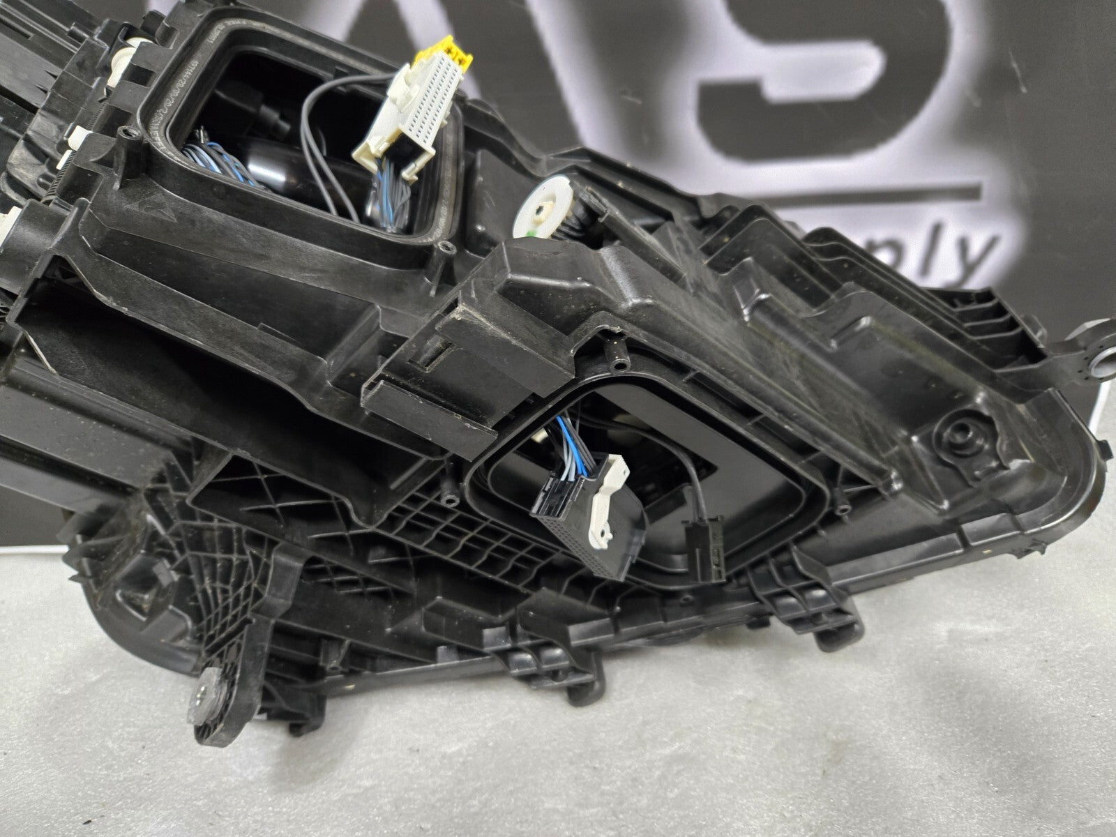 2020-2023 Mercedes GLS580 GLS450 GLS63 Left LH LED Headlight OEM A1679068106