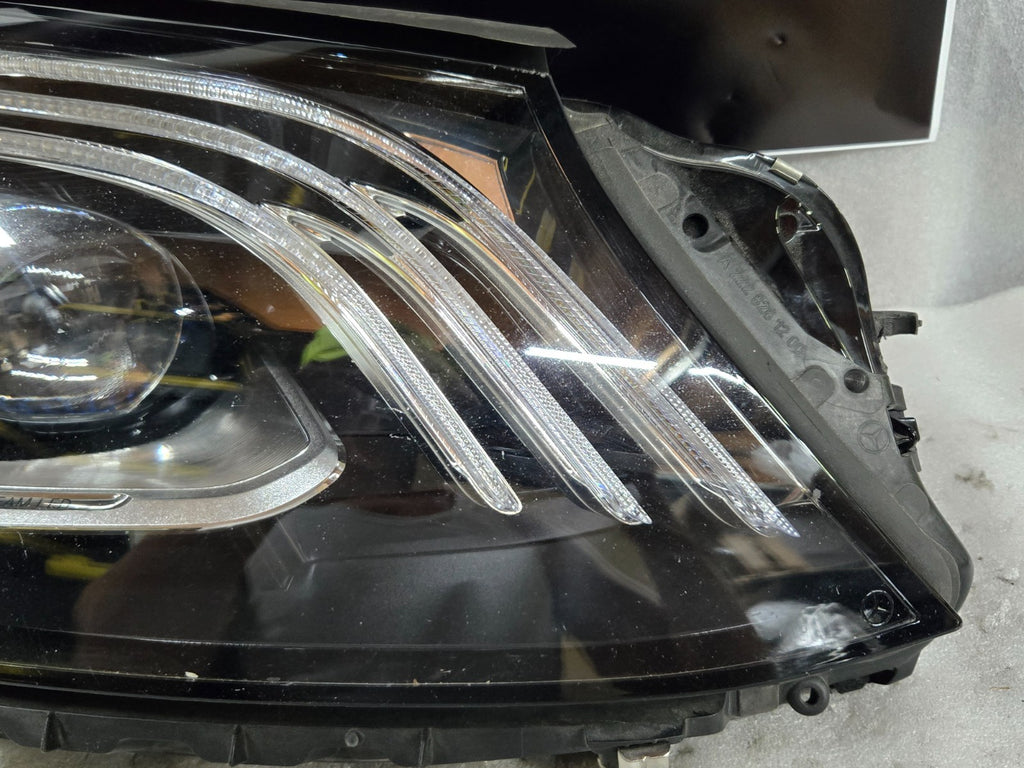 2018-2020 Mercedes S-Class  S450 S560 S63 Sedan Right RH Full LED Headlight OEM