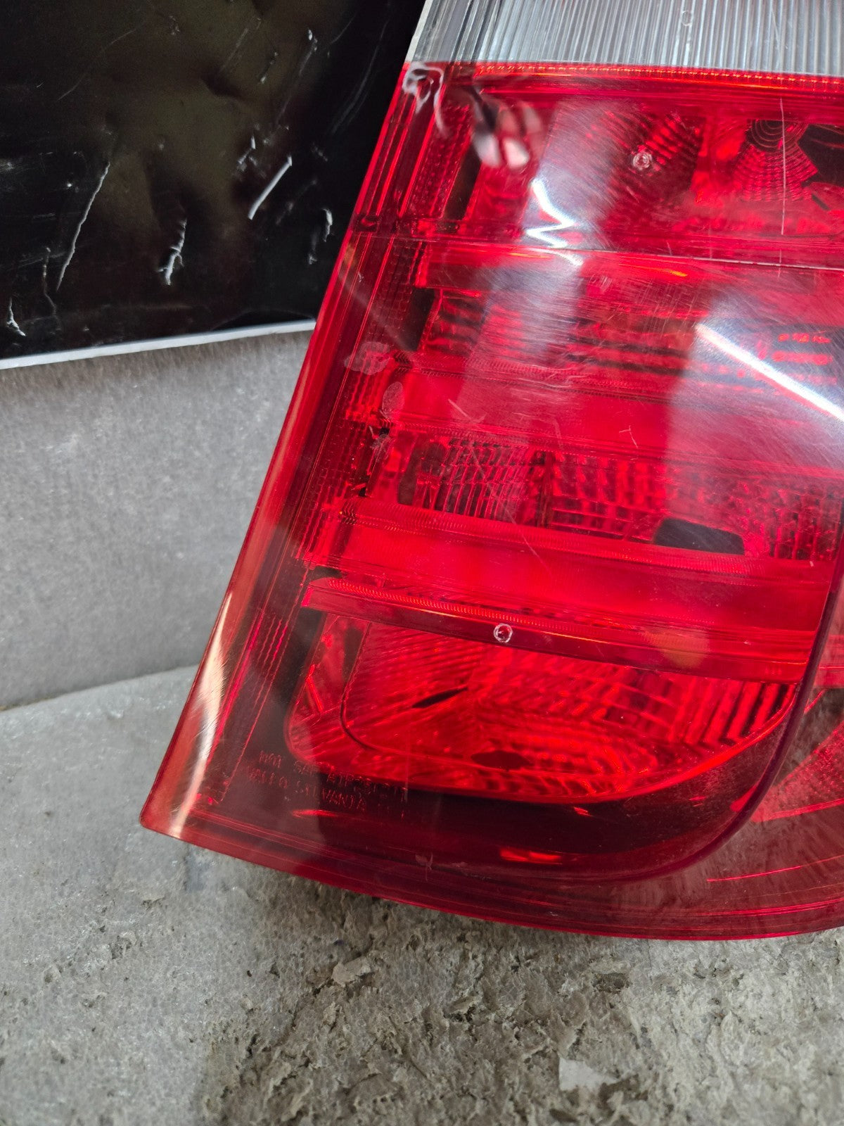 2011-2017 BMW F25 X3 Rear Right Passenger Outer Taillight Light Lamp OEM 7220242