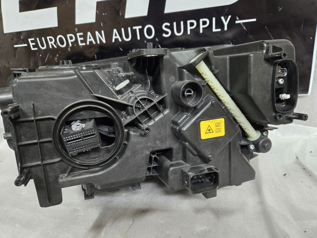 2021-2024 Rolls Royce Ghost LED Headlight RH Right Passenger Side OEM 7486854