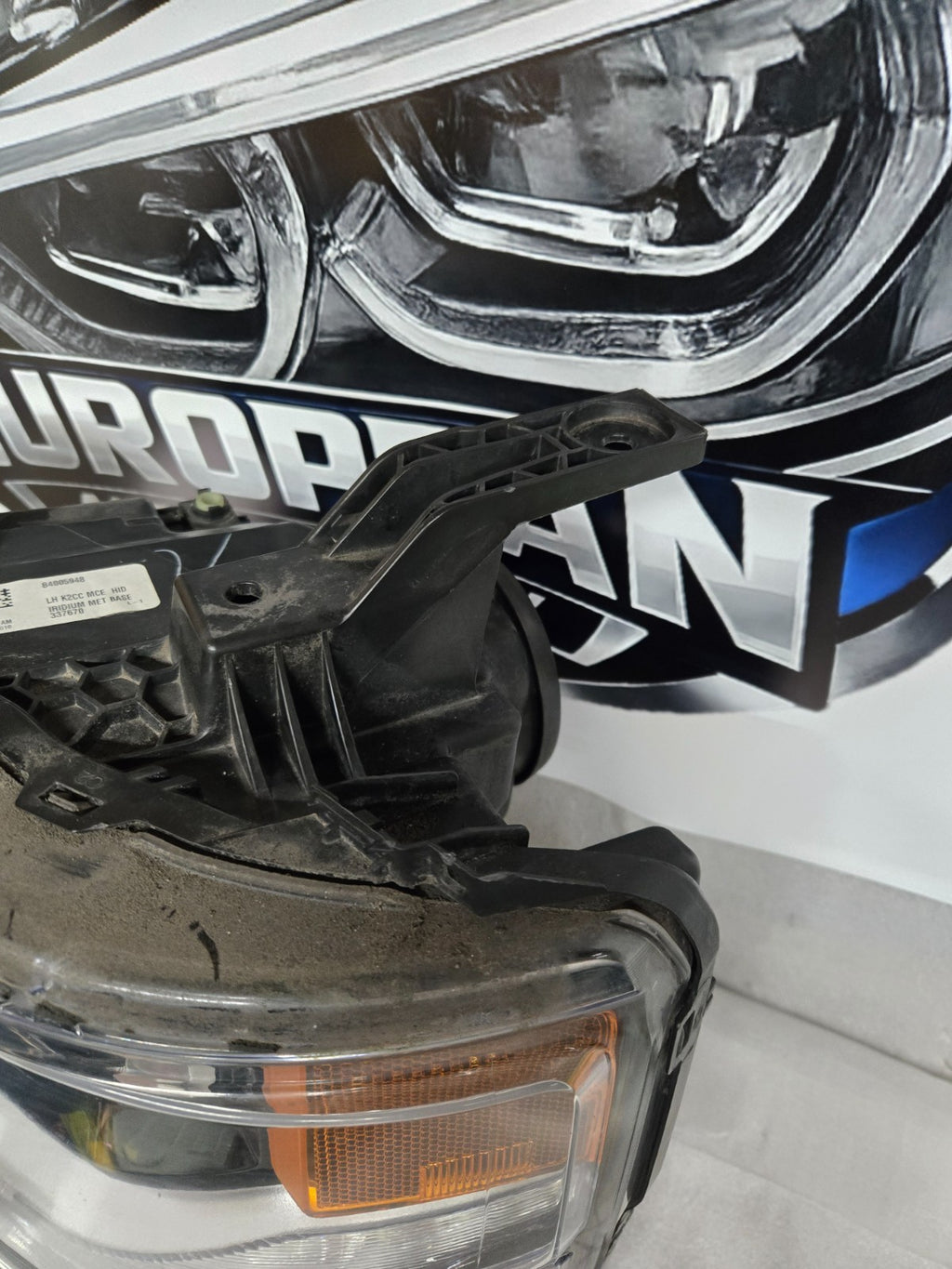2016-2018 Chevrolet Silverado 1500 Left LH Driver Side Xenon HID Headlight OEM