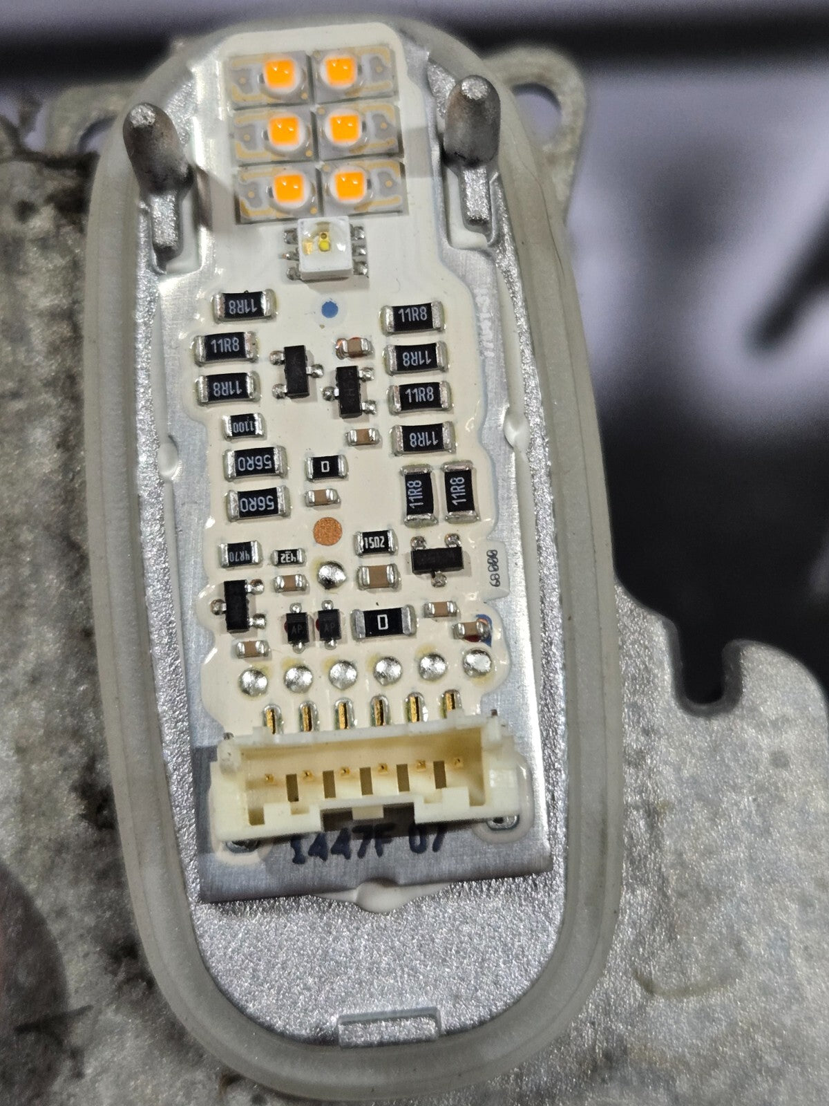 BMW 7 Series F01 F02 LED Headlight Left DRL Turn Signal Module OEM 7339055