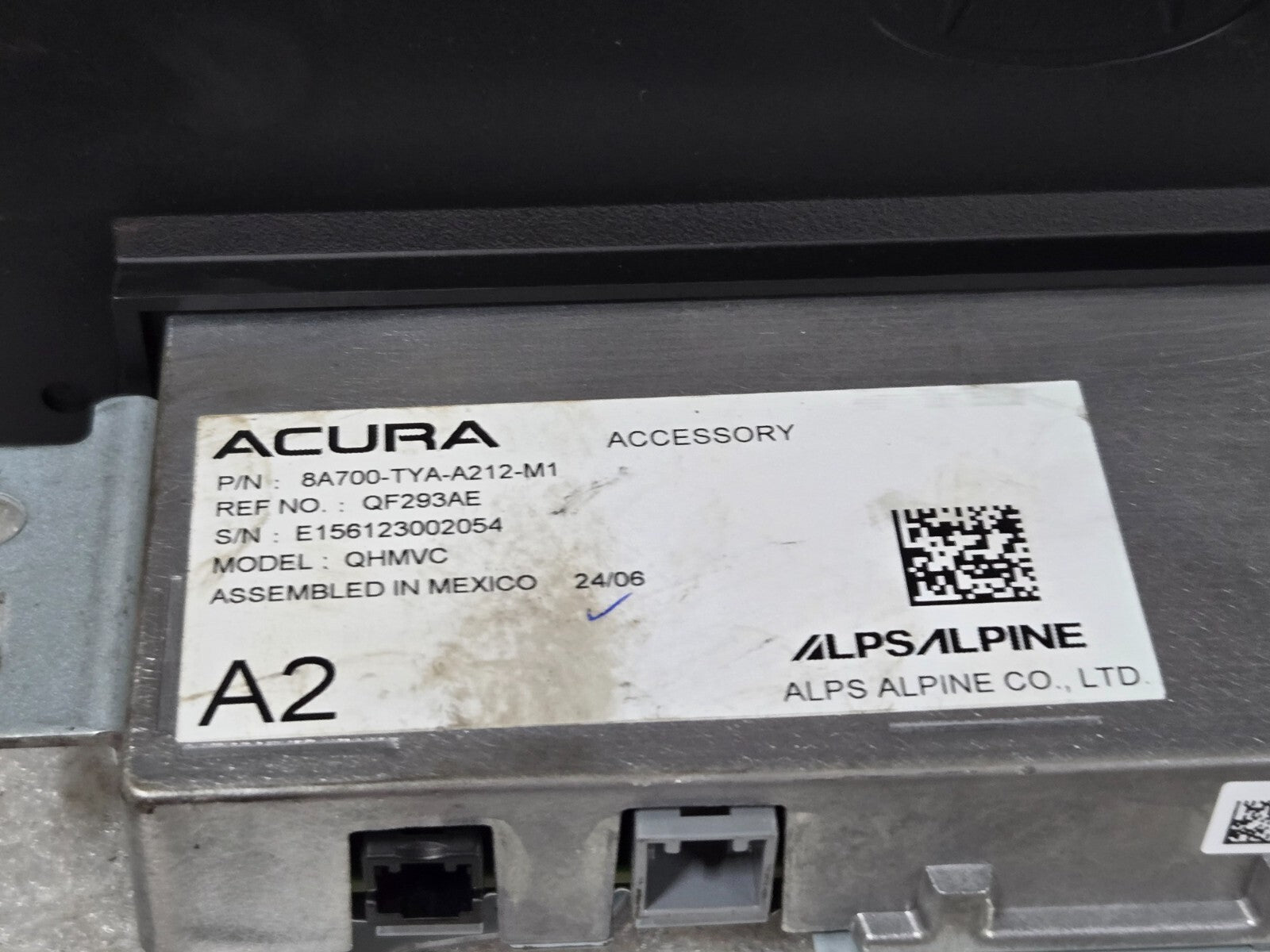 OEM ACURA RADIO NAVIGATION INFORMATION DISPLAY SCREEN GPS 8A700-TYA-A012-M1
