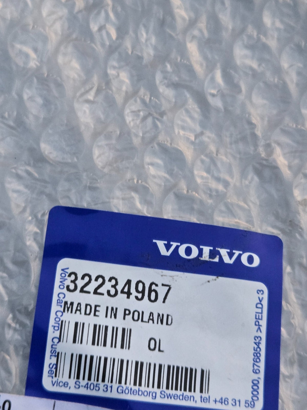VOLVO XC60 MK2 FRONT BUMPER LEFT TAILGATE 32234967 NEW GENUINE