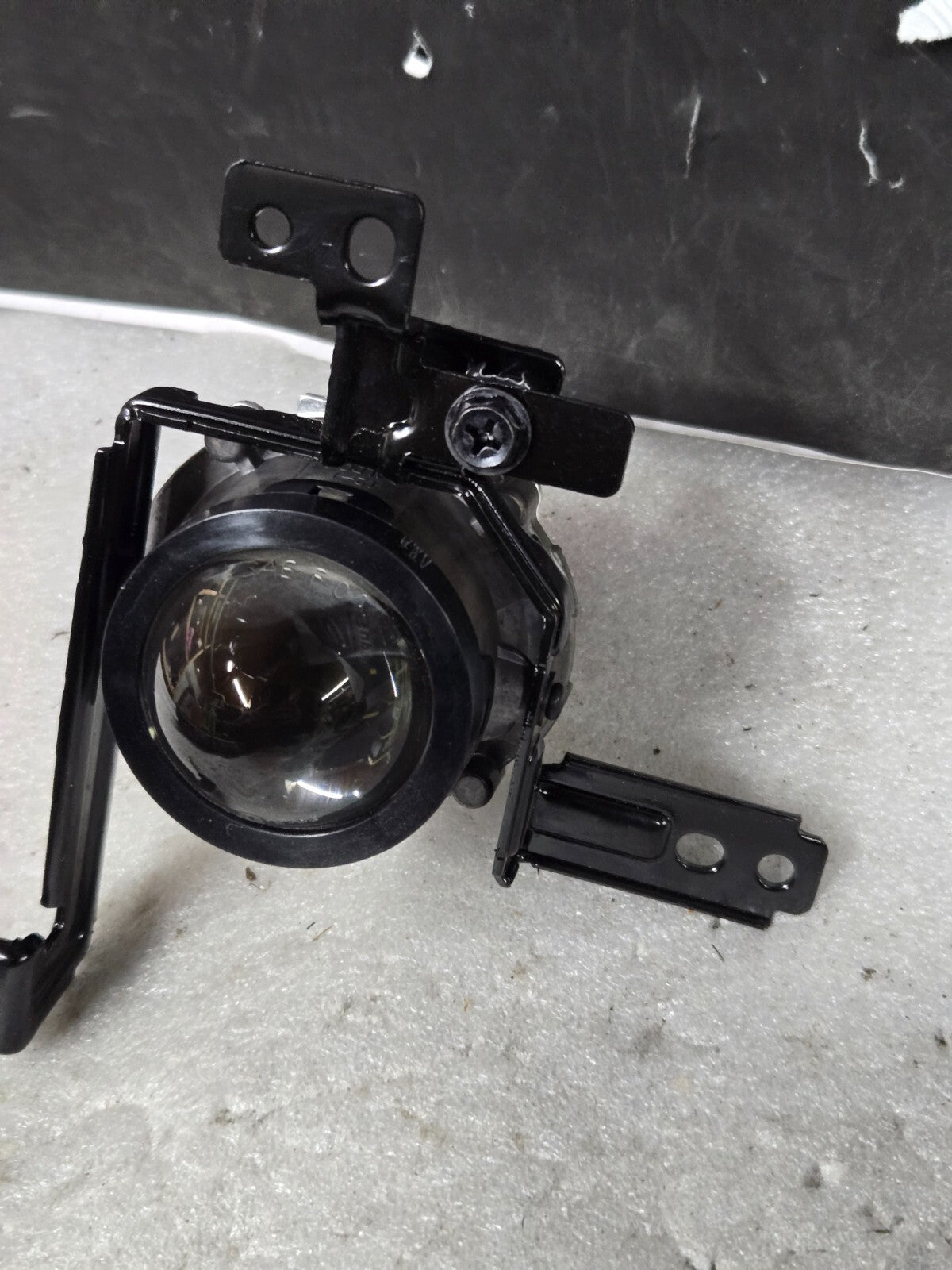 2022-2023 HYUNDAI KONA FRONT FOG LIGHT ASSEMBLY LEFT LH DRIVER 92201-J9500 OEM