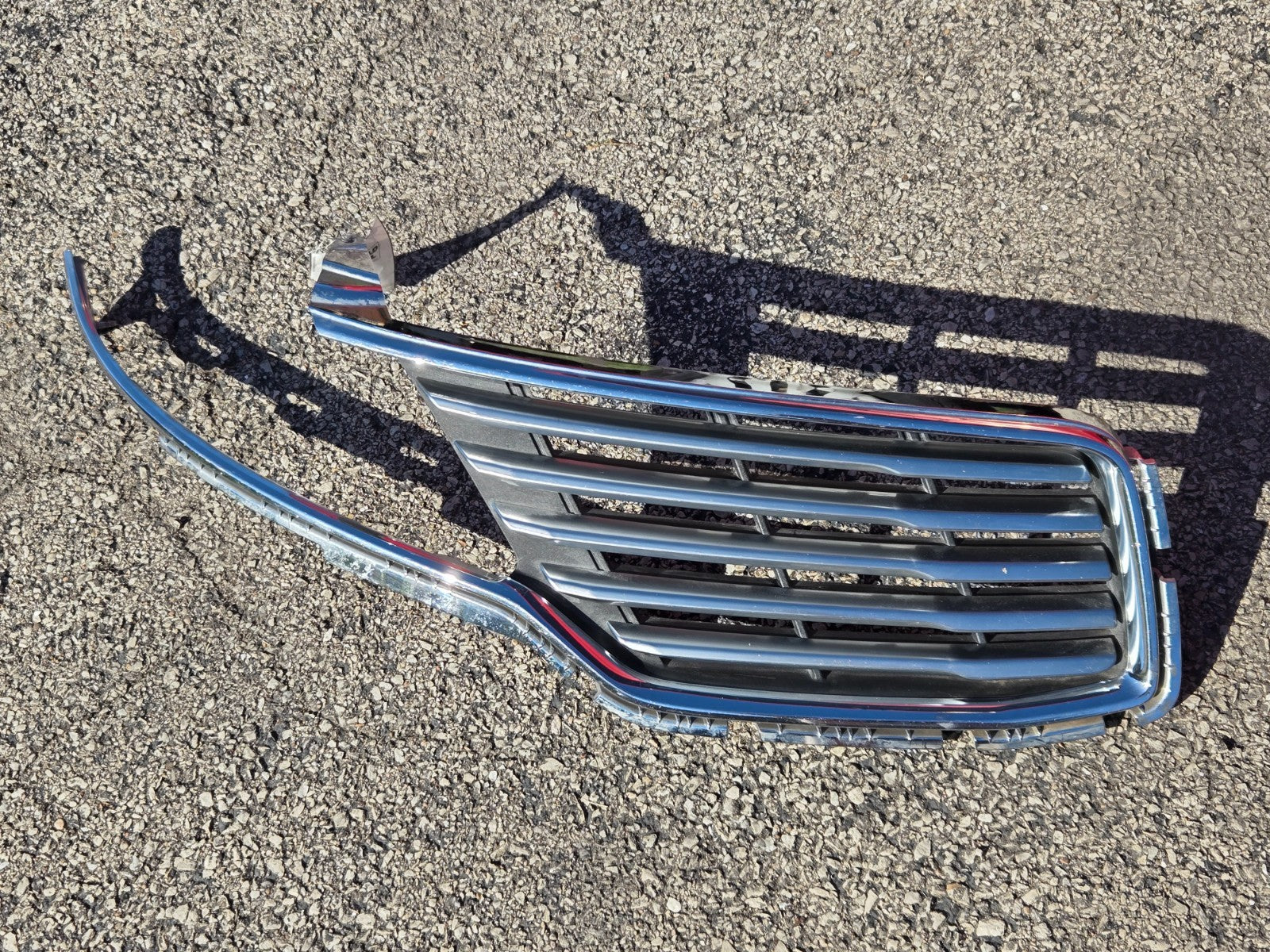 2015 2016 2017 2018 Lincoln MKC Front Bumper Grille Right RH EJ7B-8B271-AEW OEM