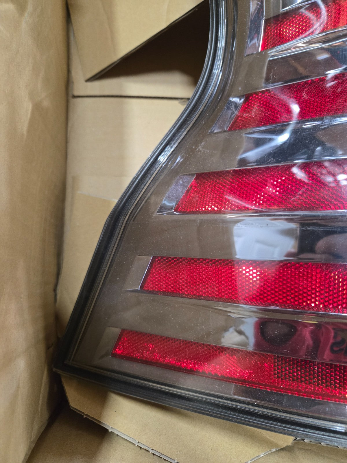 2014 - 2020 LEXUS GX460 LEFT LH DRIVER LED TAIL LIGHT OEM W/ BOX 81561-60B11