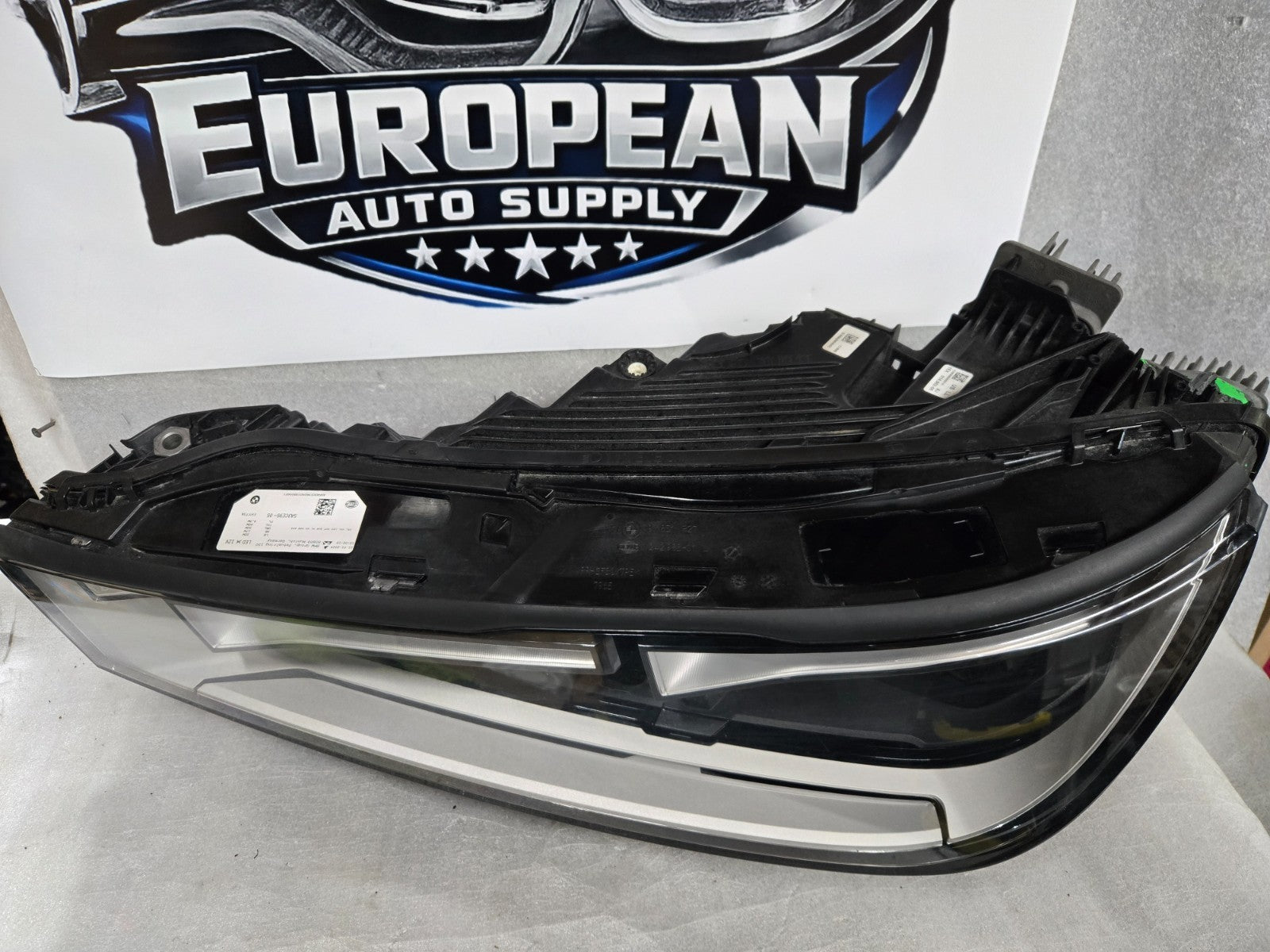 2022-2025 BMW iX xDrive40 xDrive50 LED Headlight Left LH Non-Laser OEM 5A3CE95