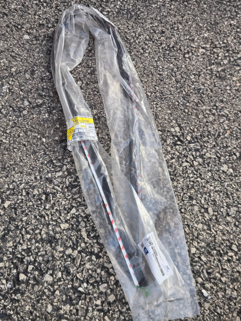 NEW | 2016 - 2019 Hyundai Sonata Rear Window Lower Molding OEM #87136-C2000