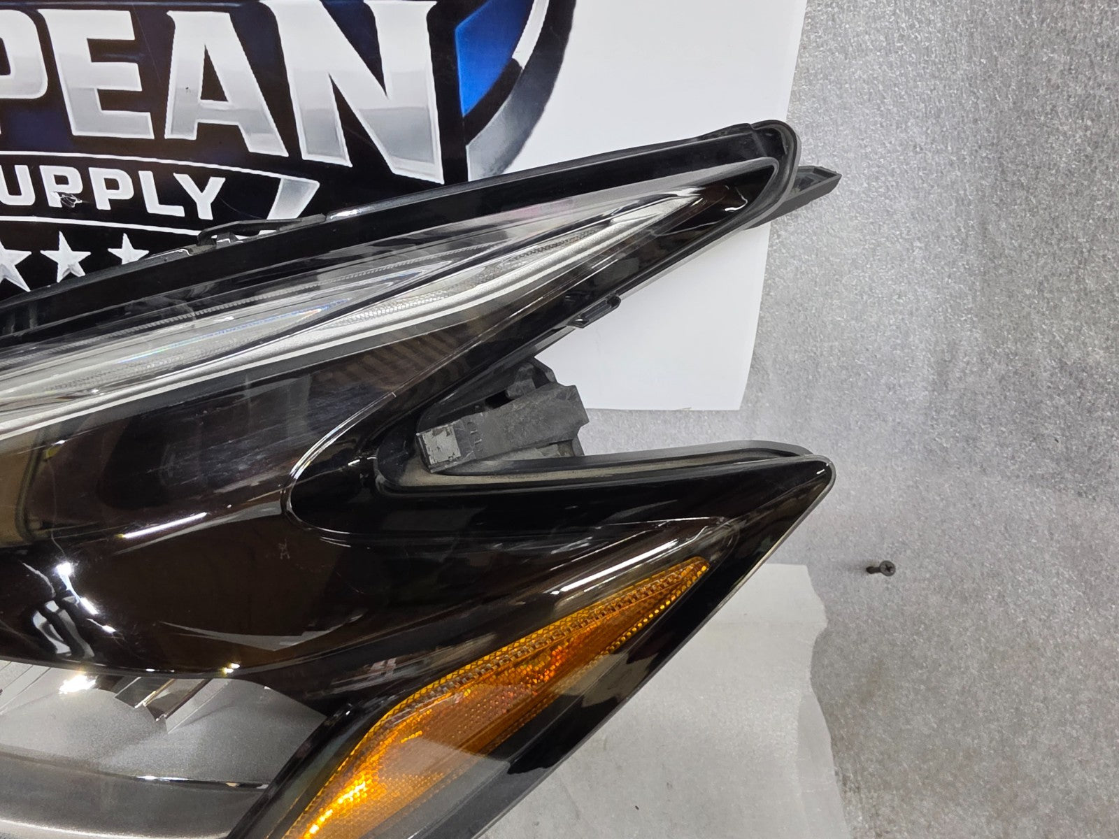 2019-2023 Nissan Murano LED Headlight LH Left Driver 26060-9UF0D Genuine OEM