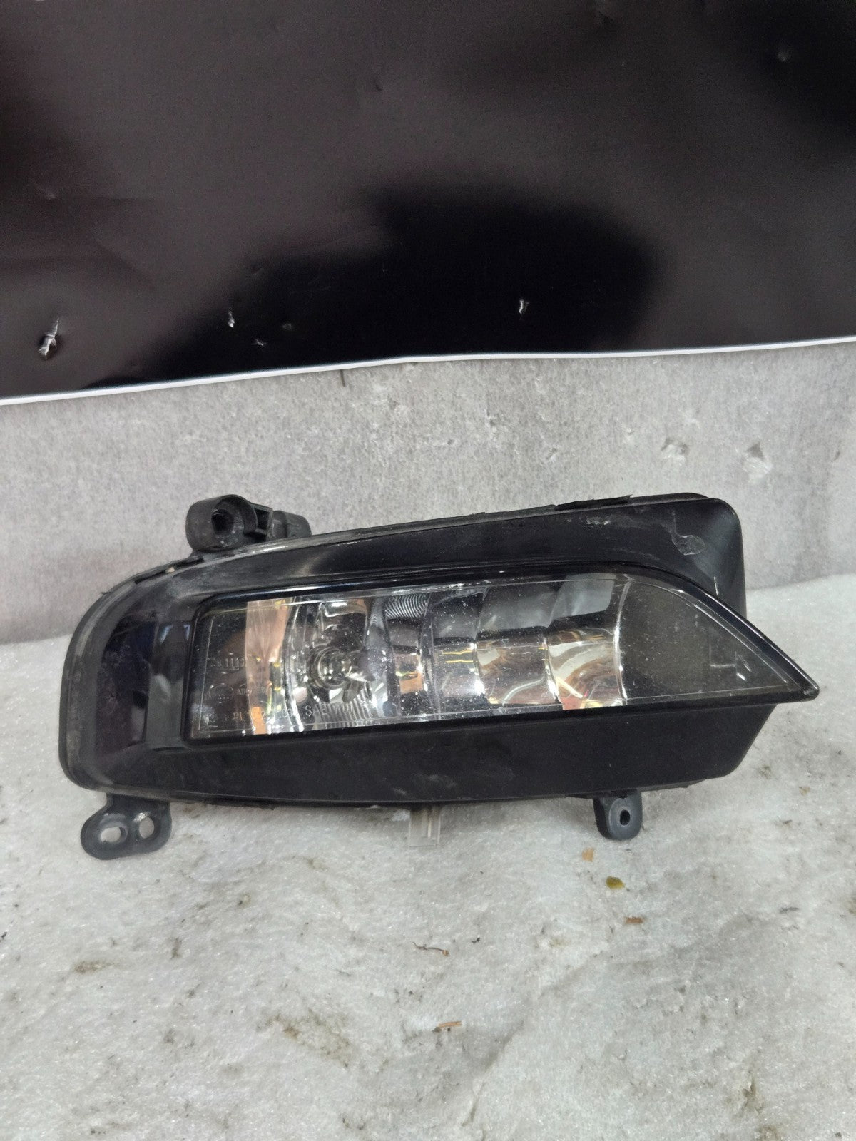 2013-2016 AUDI A4 S4 Right RH Passenger Side Fog Light Assembly 8K0941700C OEM