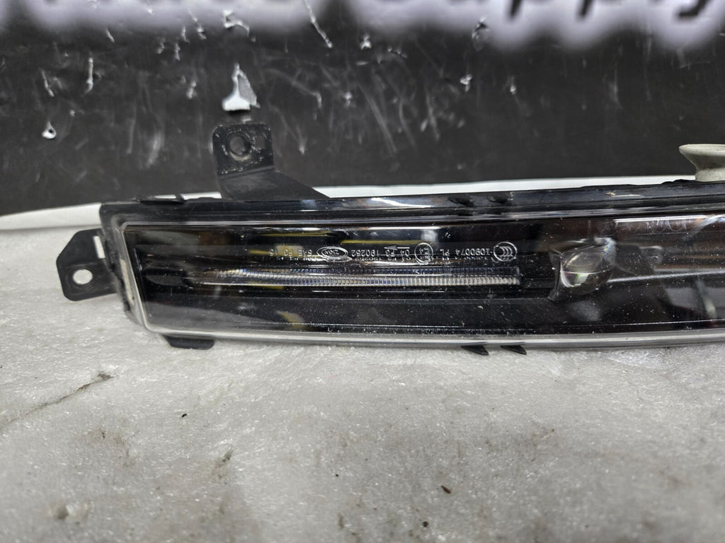 2017 2018 2019 2020 JAGUAR F-PACE DAYTIME RUNNING LIGHT LEFT LH HK8315201BD OEM