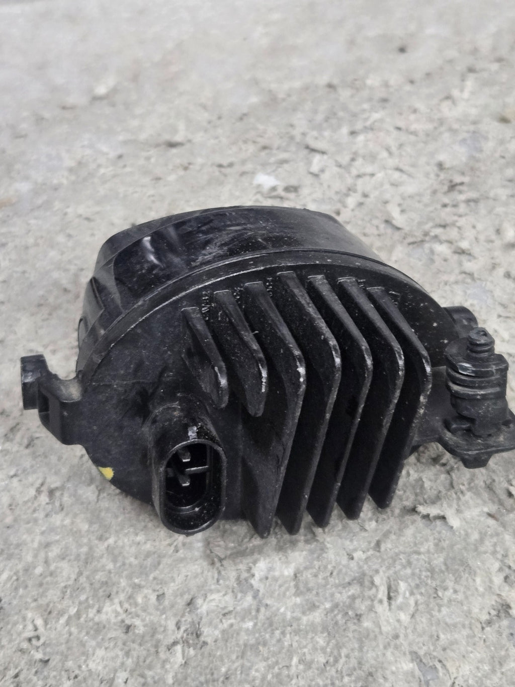 2021-2023 JEEP COMPASS FRONT RIGHT OR LEFT FOG LIGHT OEM