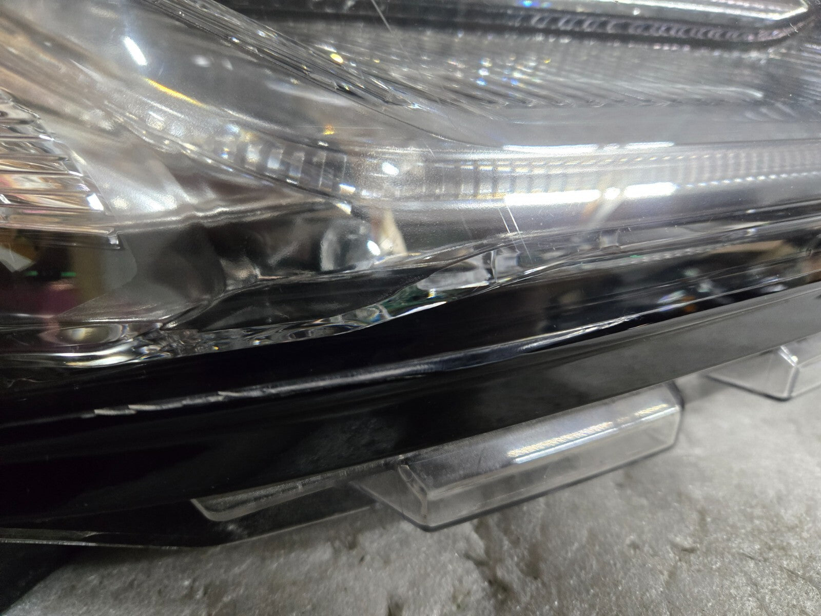 2022-2024 CHEVROLET TRAVERSE RIGHT LED SIGNAL DAYTIME RUNNING LIGHT 85584766 OEM