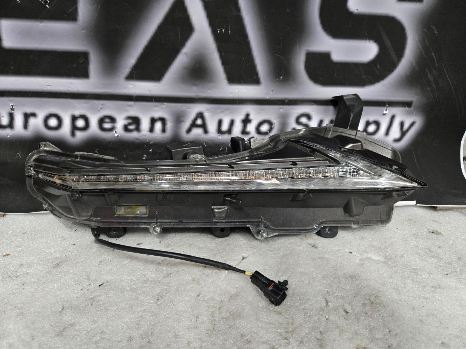 2015 2016 2017 2018 2019 Lexus NX200t NX300h Right RH LED Foglight DRL OEM