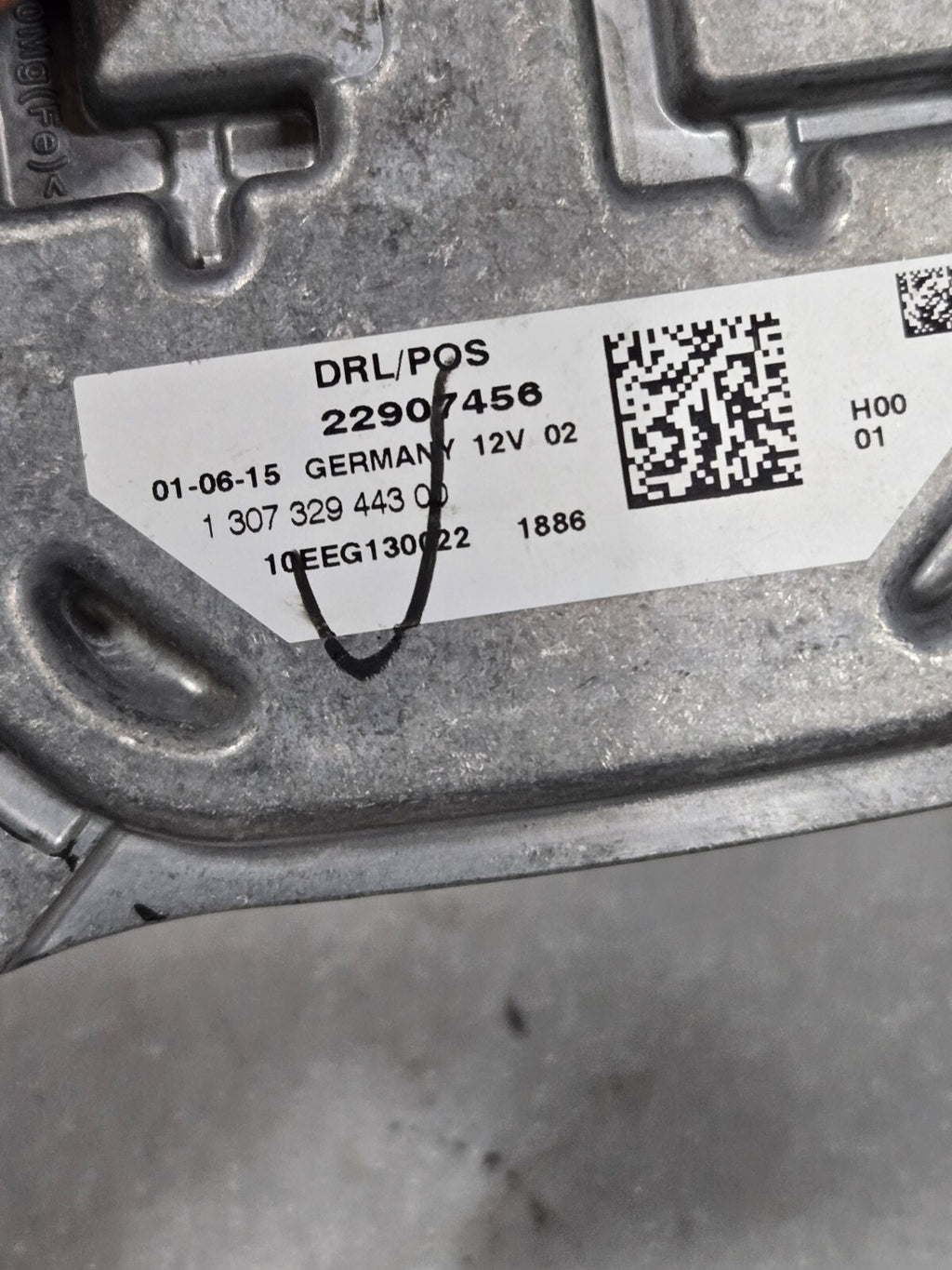 2014-2018 Cadillac CTS Camaro Headlight LED Ballast Module OEM 22907456
