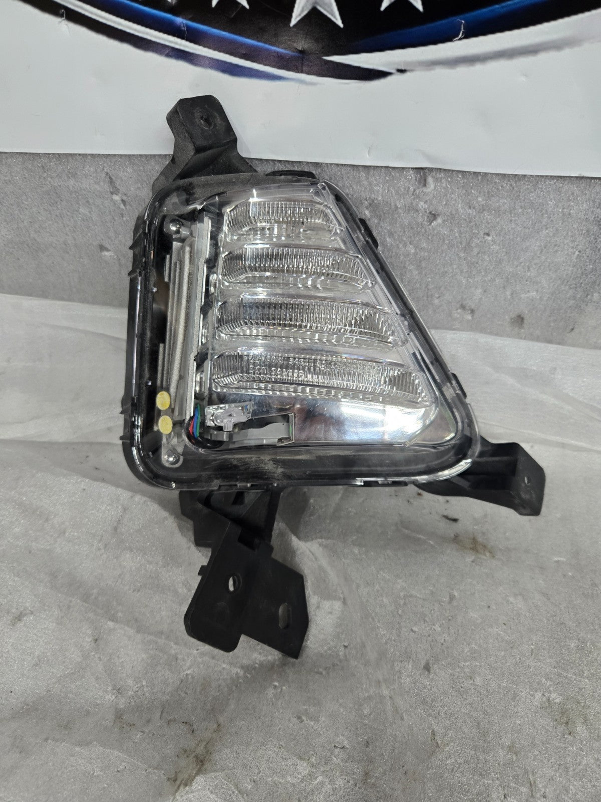 2017-2020 Hyundai Genesis G70 Right RH Passenger LED Fog Light 92208-G9 OEM