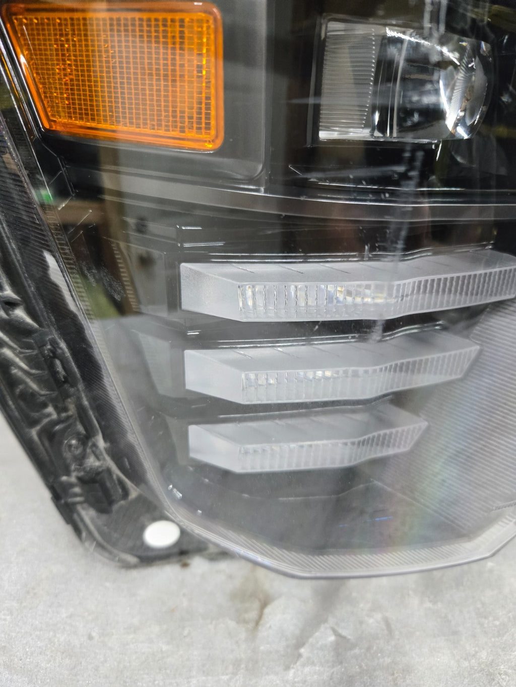 2023-2025 HYUNDAI KONA FULL LED HEADLIGHT OEM RIGHT RH PASSENGER 92102-BE020