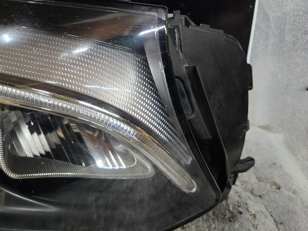 2016-2019 Mercedes Benz GLC GLC300 GLC43 Right RH LED Headlight OEM A2539065601