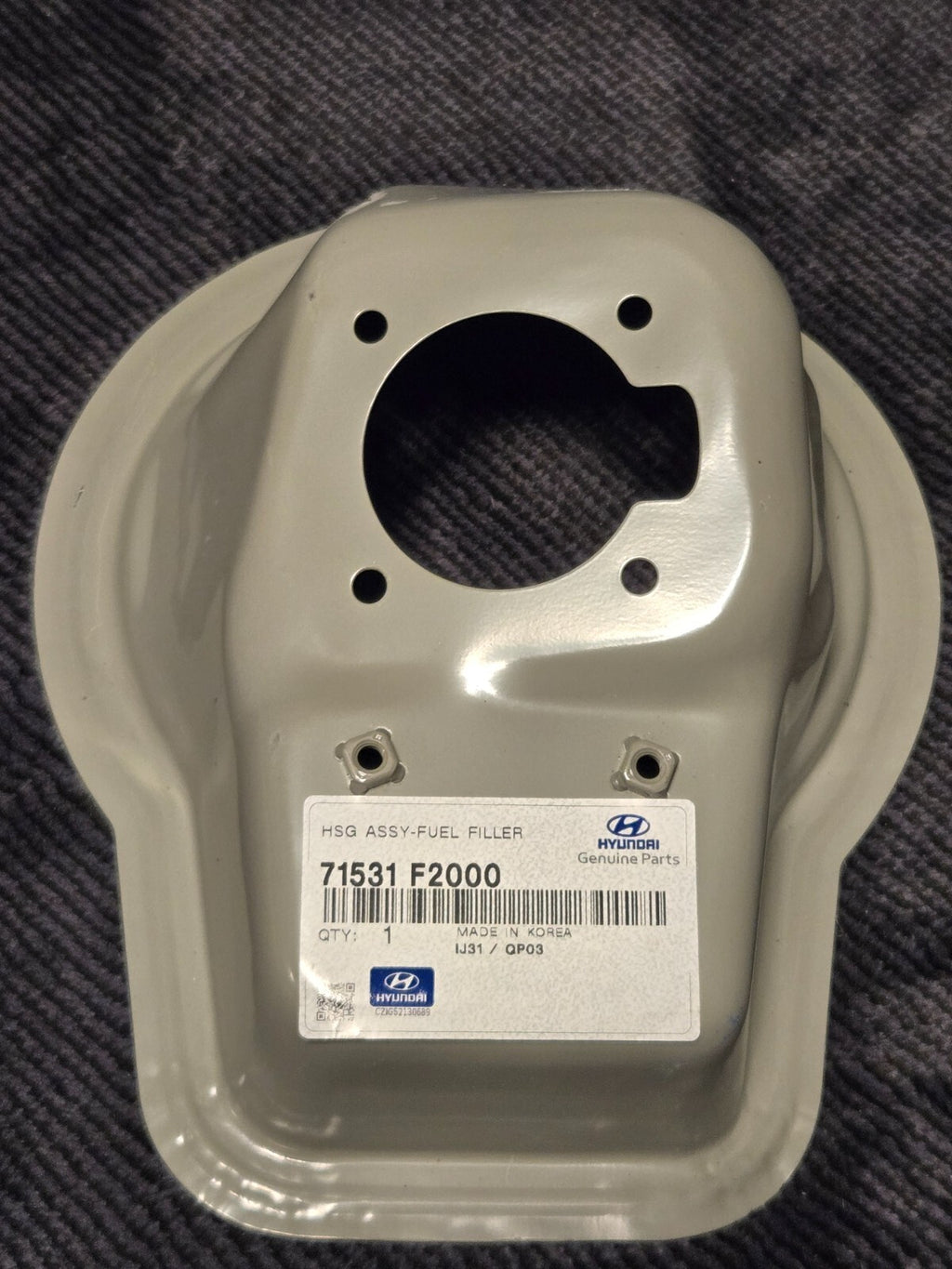 Genuine Hyundai Fuel Filler Housing 71531-F2000 OEM NEW