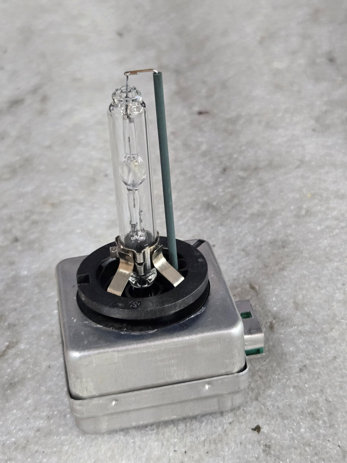 Osram Xenarc 66340HBI D3S Xenon Bulb HID Lamp OEM