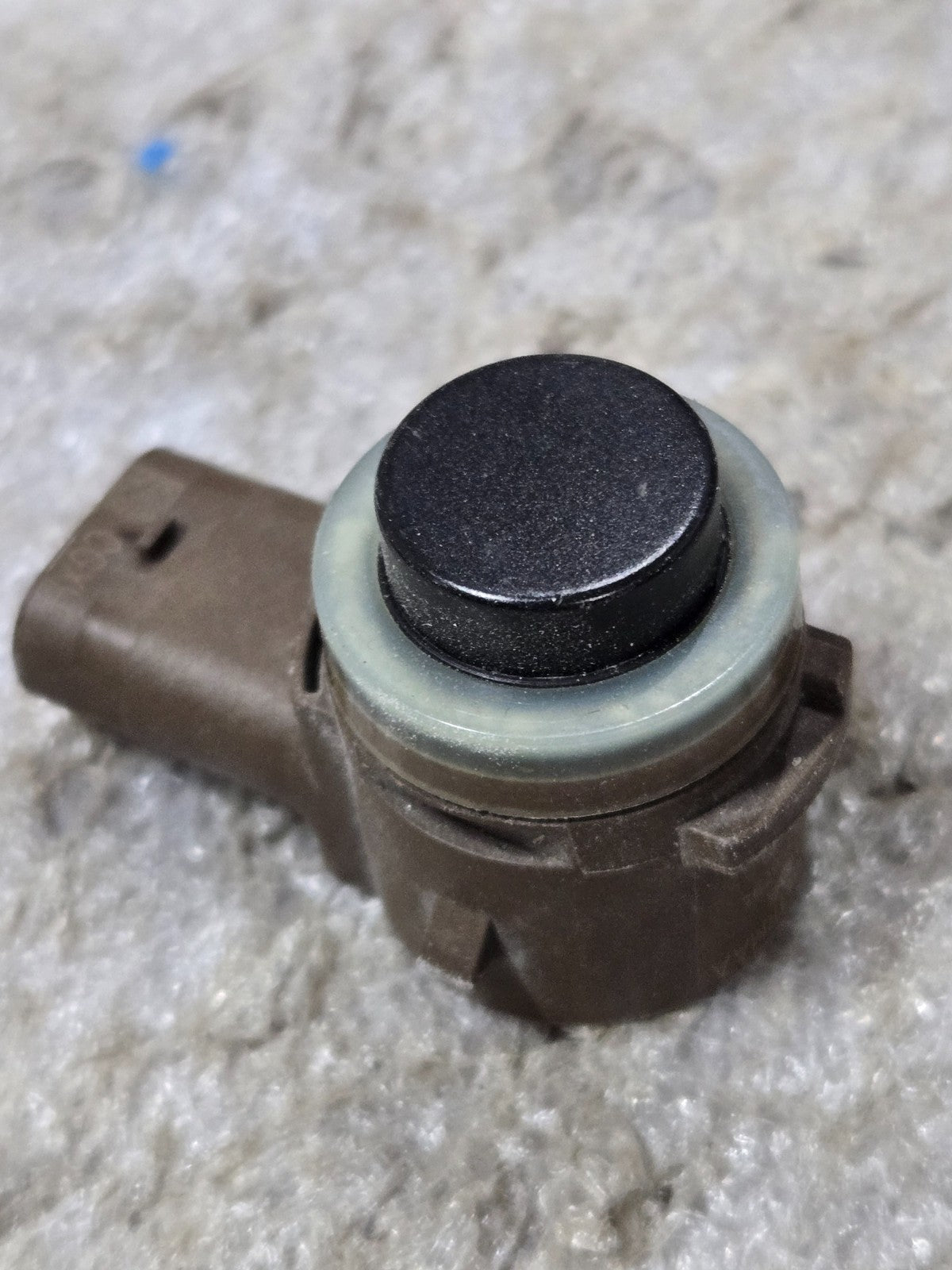 DODGE RAM PARKING SENSOR 6YD84TRMAA OEM MOPAR