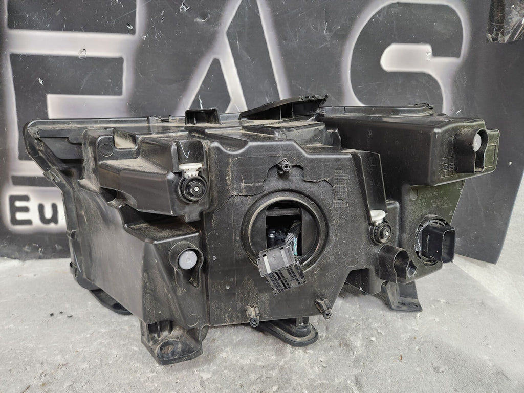 2021 2022 Jeep Grand Cherokee Right Passenger Side Full LED Black Headlight OEM