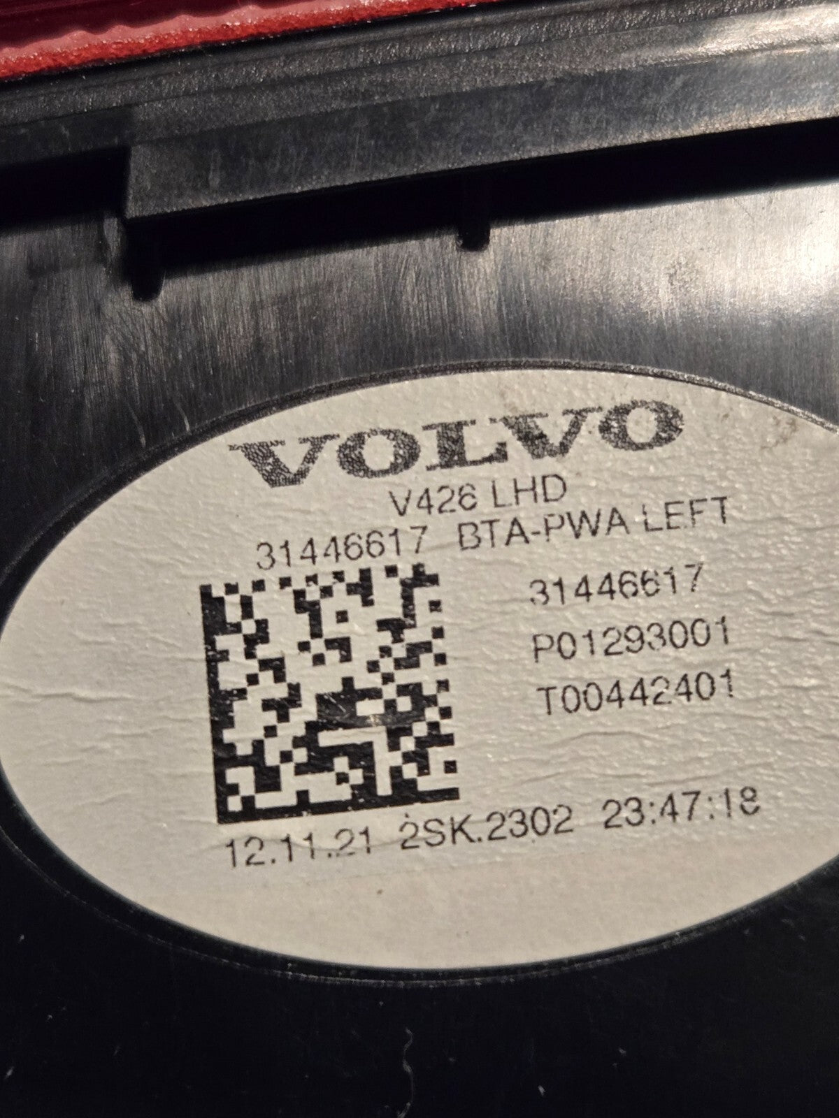 VOLVO XC60 MK2 Rear Left Inner Taillight 31446617 OEM GENUINE