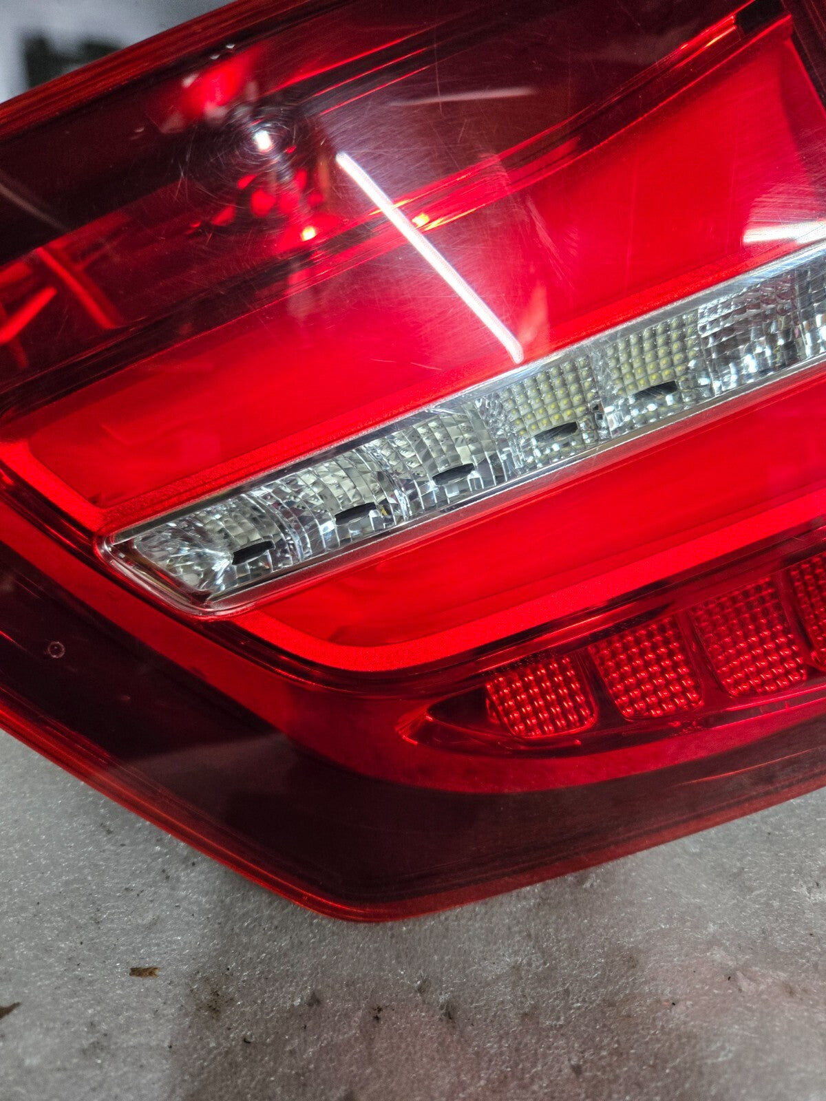 2017 - 2019 MERCEDES GLS450 X166 REAR LEFT INNER LED TAILLIGHT OEM A1669066302