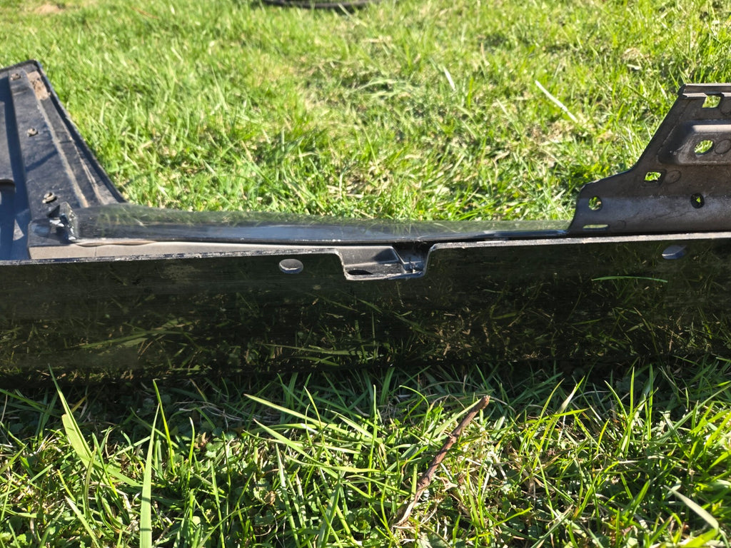 2012 - 2016 Lamborghini Aventador LP700 Left Side Skirt Rocker OEM 470853563C