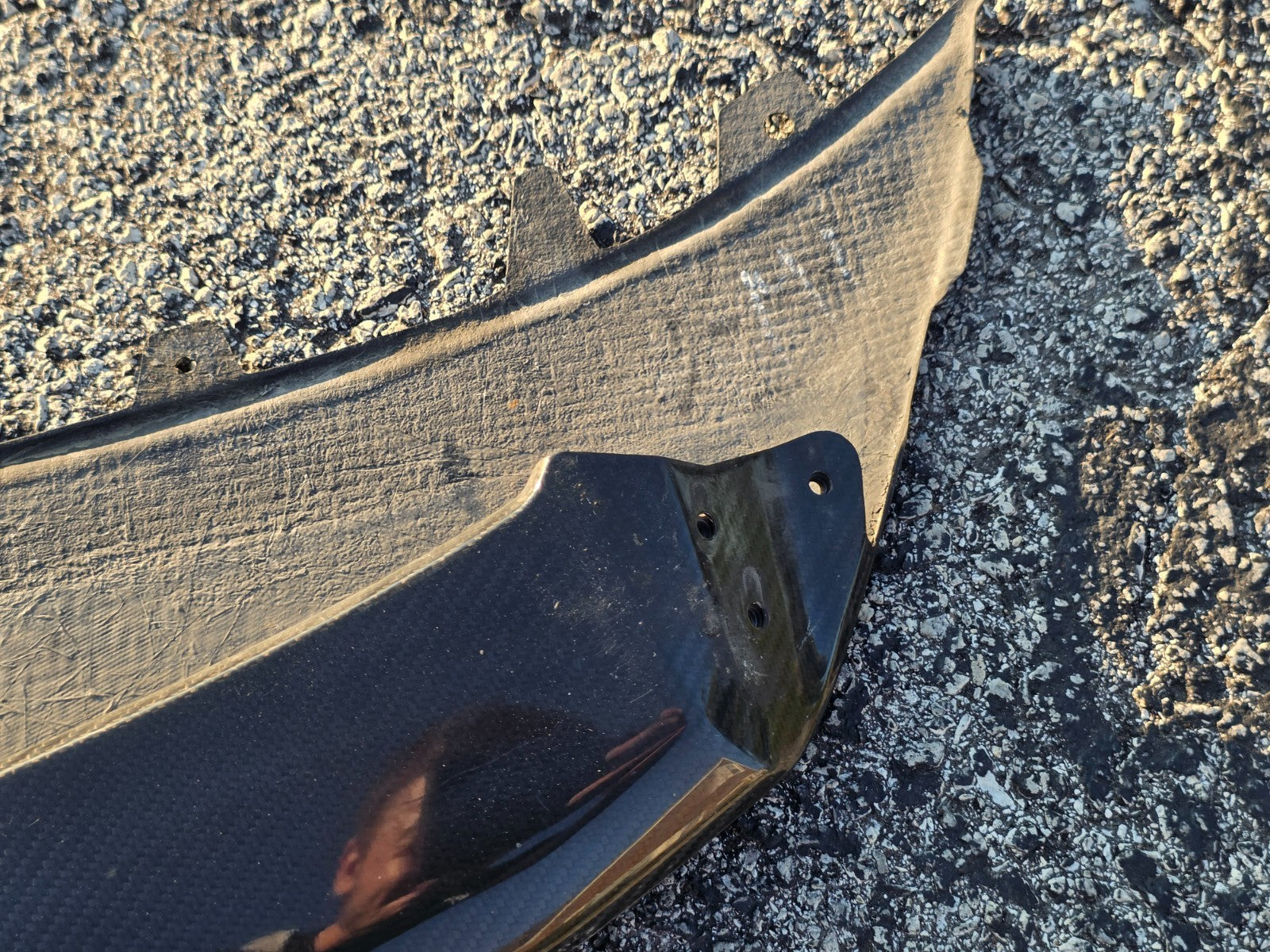 LAMBORGHINI URUS CARBON FRONT CENTER LOWER SPOILER SPLITTER 4ML807059A OEM